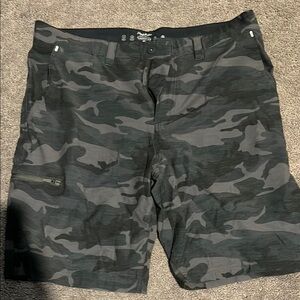 Men's Camo Hybrid Shorts